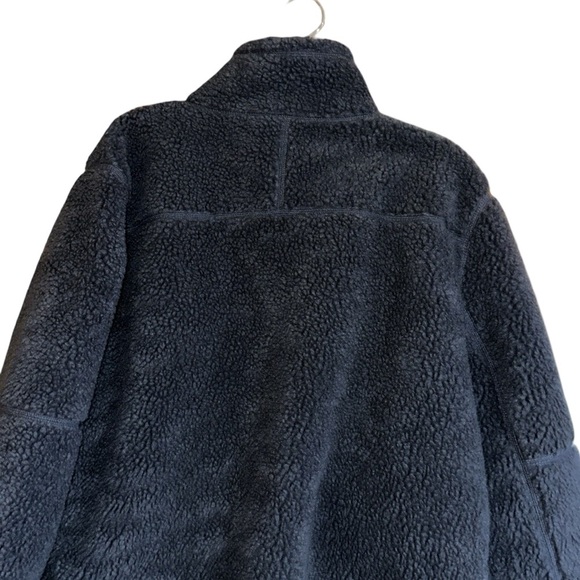 L.L. Bean Navy Fleece Size Large - Picture 5 of 9